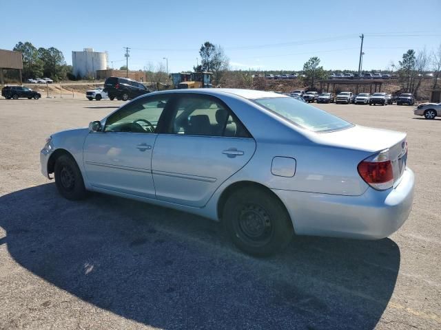 2005 Toyota Camry LE