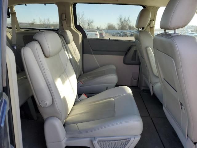 2008 Chrysler Town & Country Touring