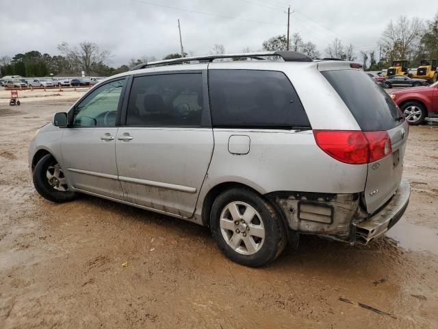 2006 Toyota Sienna XLE