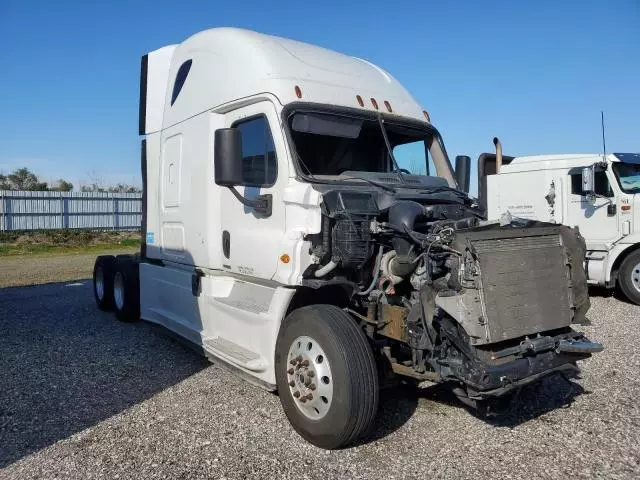 2015 Freightliner Cascadia 125