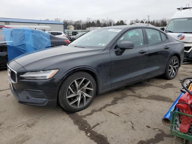 2019 Volvo S60 T5 Momentum