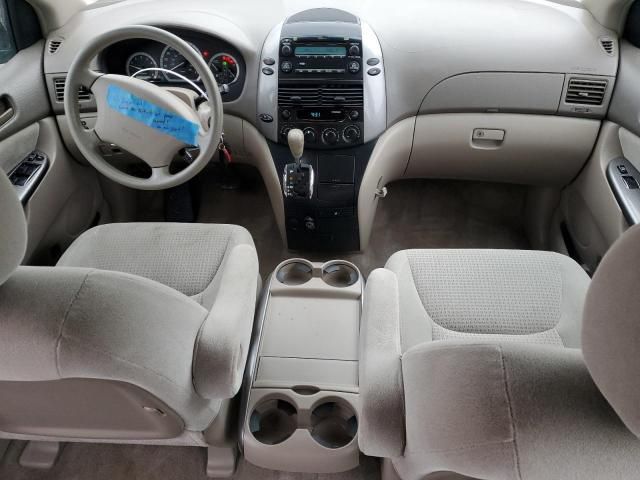 2007 Toyota Sienna CE