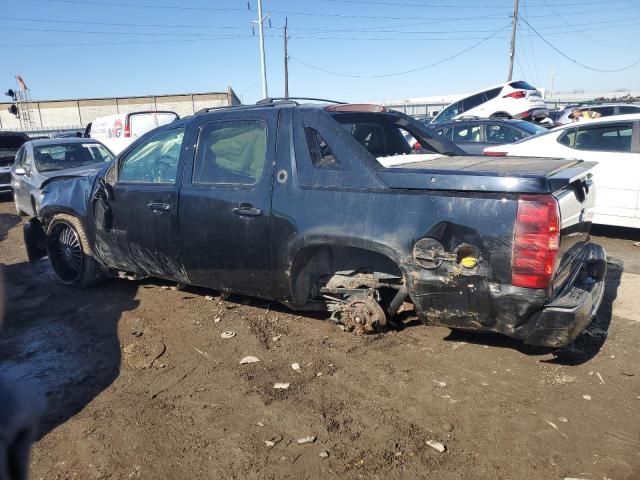 2013 Chevrolet Avalanche LS