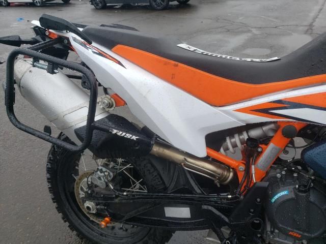 2023 KTM 890 Adventure R