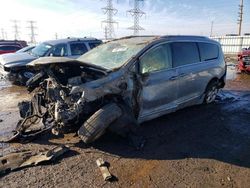 Vehiculos salvage en venta de Copart Elgin, IL: 2017 Chrysler Pacifica Ehybrid Platinum