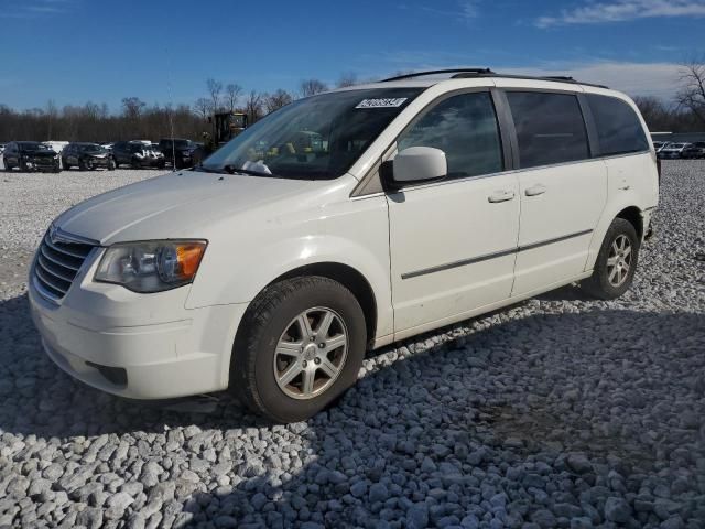 2010 Chrysler Town & Country Touring