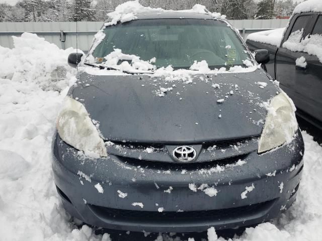 2008 Toyota Sienna CE