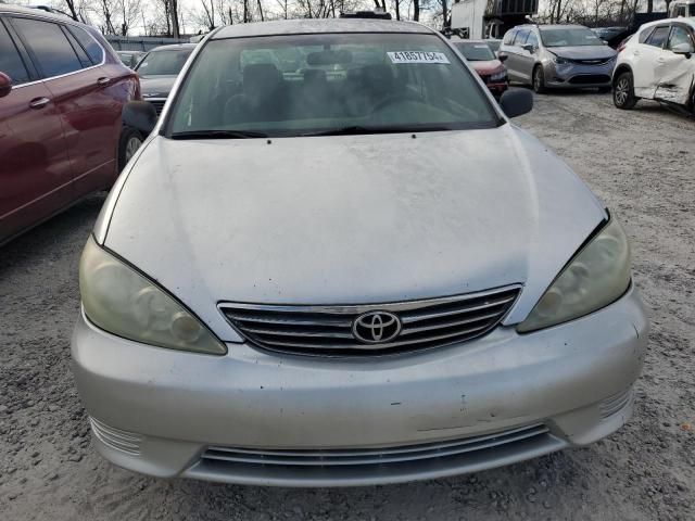 2005 Toyota Camry LE