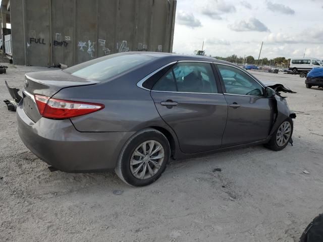 2016 Toyota Camry LE