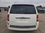 2010 Chrysler Town & Country Touring