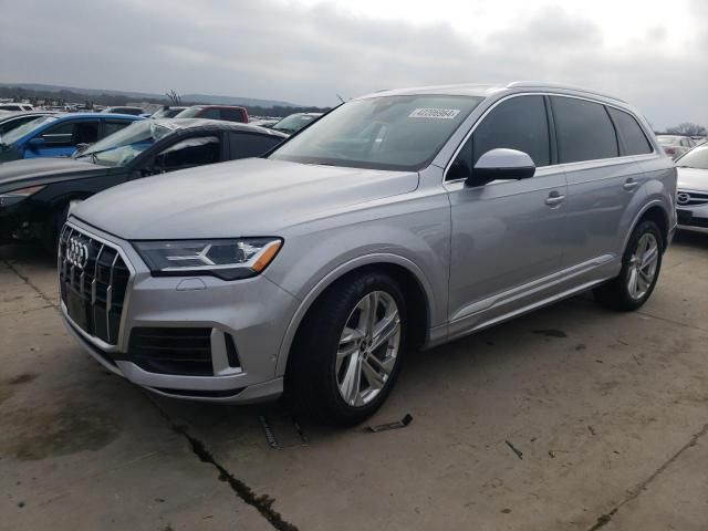 2022 Audi Q7 Premium Plus