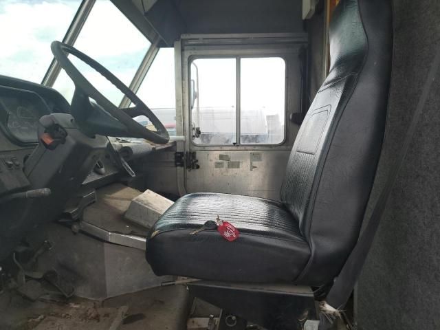 2011 Freightliner Chassis M Line WALK-IN Van