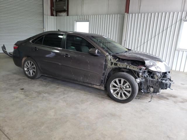 2015 Toyota Camry Hybrid