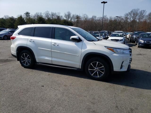 2018 Toyota Highlander SE