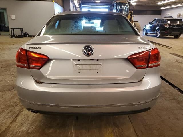 2014 Volkswagen Passat SE