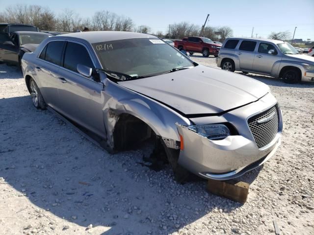 2018 Chrysler 300 Touring