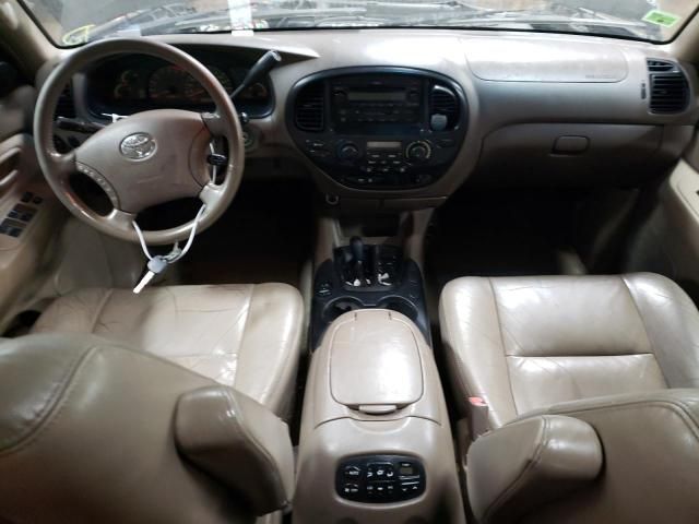 2004 Toyota Sequoia SR5