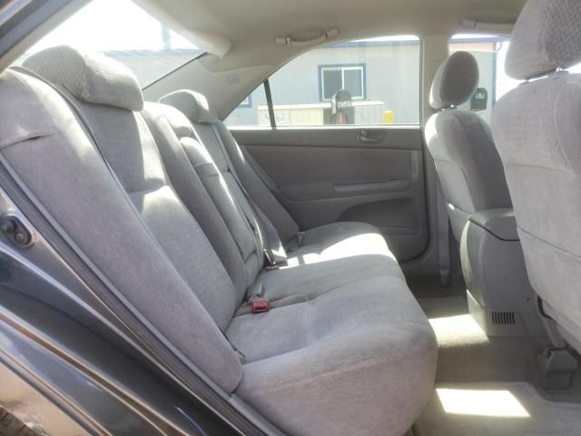 2003 Toyota Camry LE