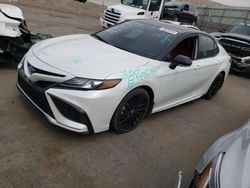 Carros dañados por granizo a la venta en subasta: 2022 Toyota Camry XSE