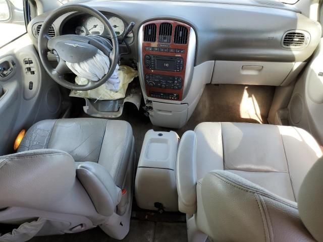 2005 Chrysler Town & Country Limited