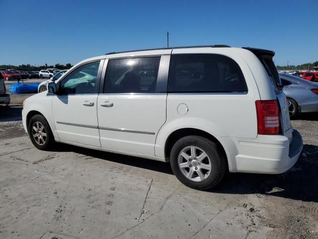 2010 Chrysler Town & Country Touring