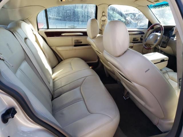 2003 Lincoln Town Car Cartier