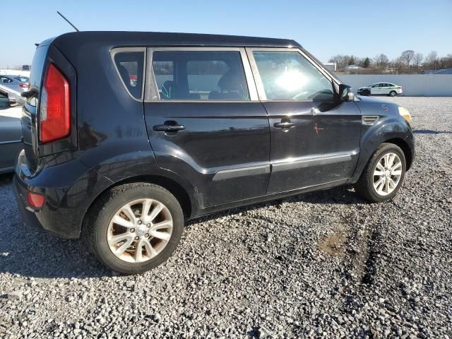 2013 KIA Soul +