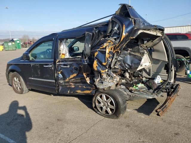 2011 Chrysler Town & Country Touring