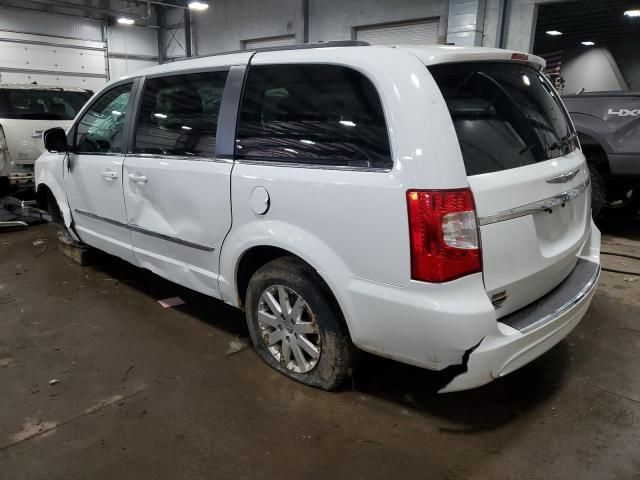 2013 Chrysler Town & Country Touring