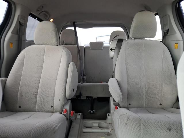 2012 Toyota Sienna LE