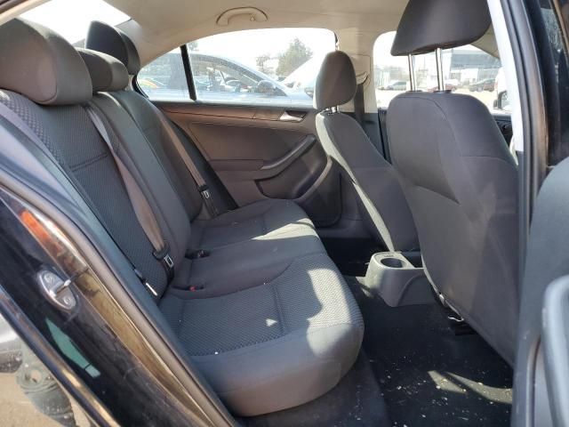 2011 Volkswagen Jetta Base