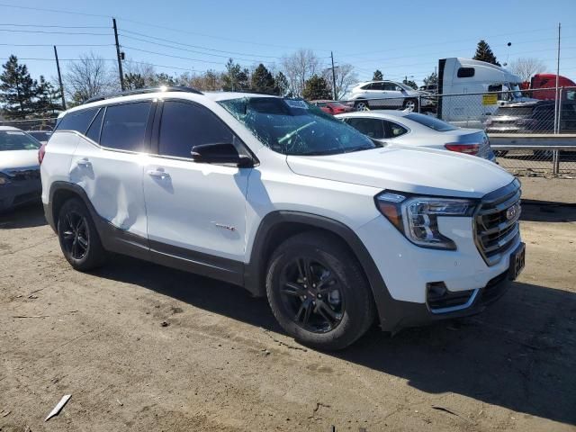 2022 GMC Terrain AT4