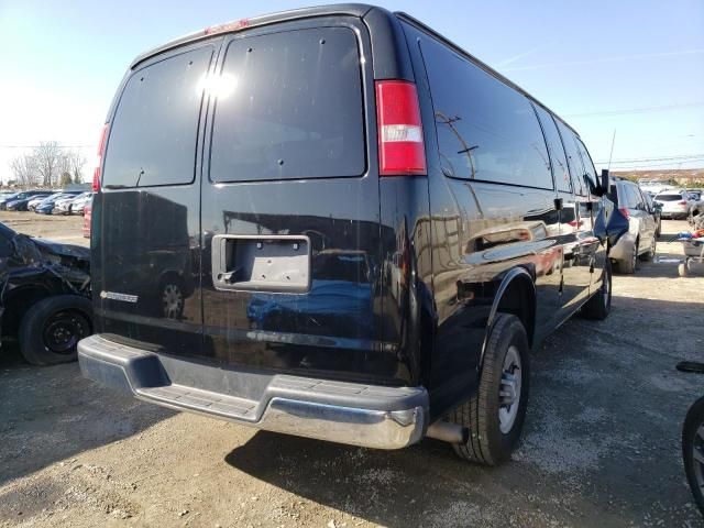 2017 Chevrolet Express G3500 LT