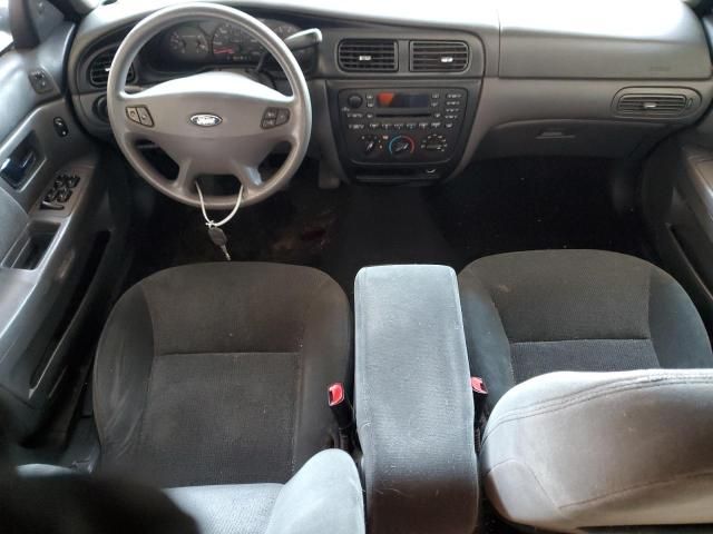 2002 Ford Taurus SE