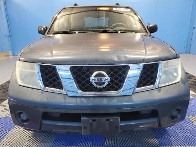 2006 Nissan Pathfinder LE