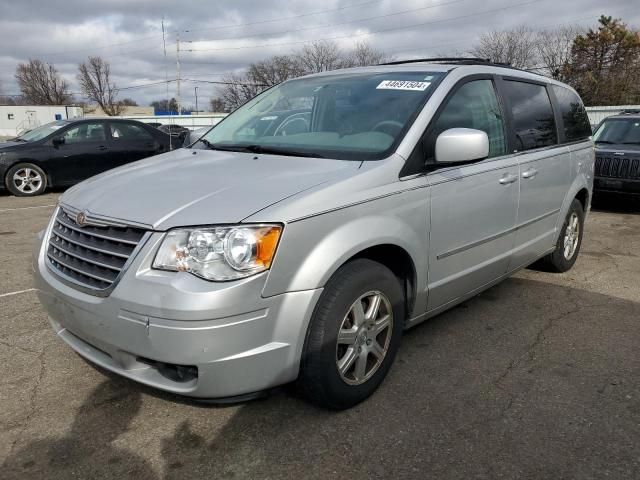 2010 Chrysler Town & Country Touring