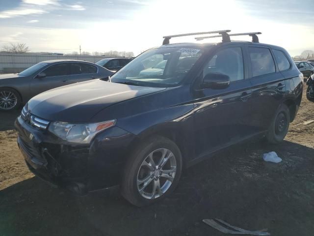 2014 Mitsubishi Outlander SE