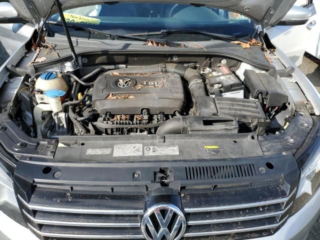 2015 Volkswagen Passat S