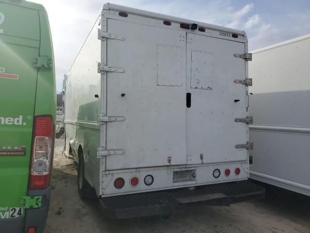 2004 Freightliner Chassis M Line WALK-IN Van