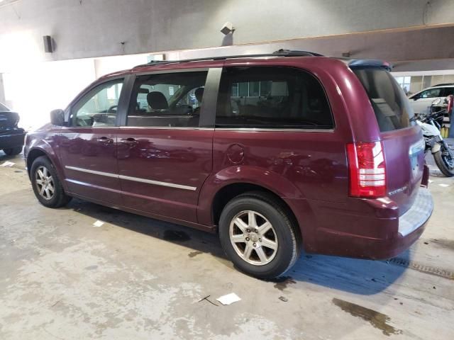 2009 Chrysler Town & Country Touring