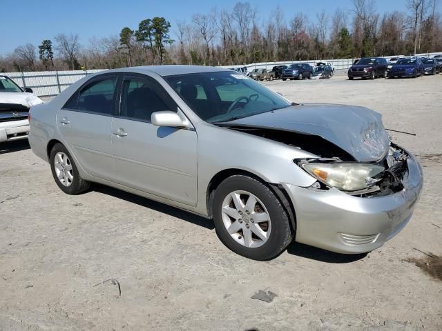 2005 Toyota Camry LE