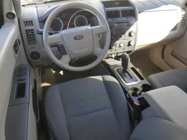 2010 Ford Escape XLS