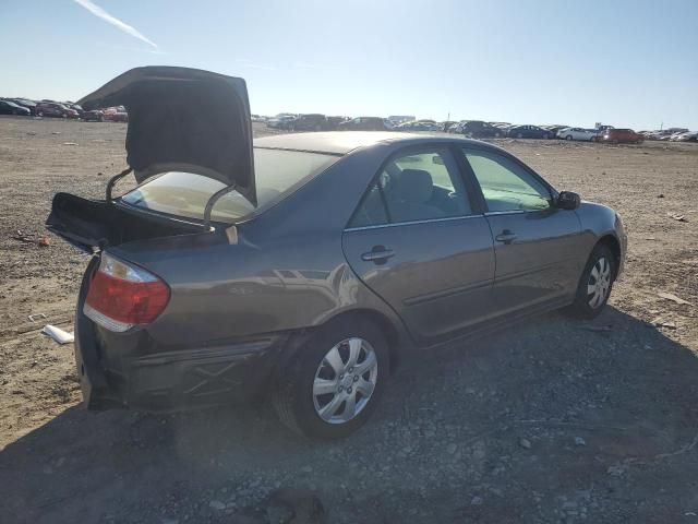 2005 Toyota Camry LE