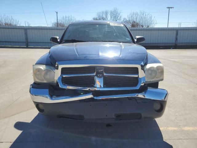 2005 Dodge Dakota Quad SLT