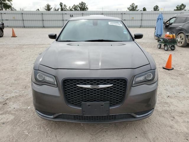 2019 Chrysler 300 Touring