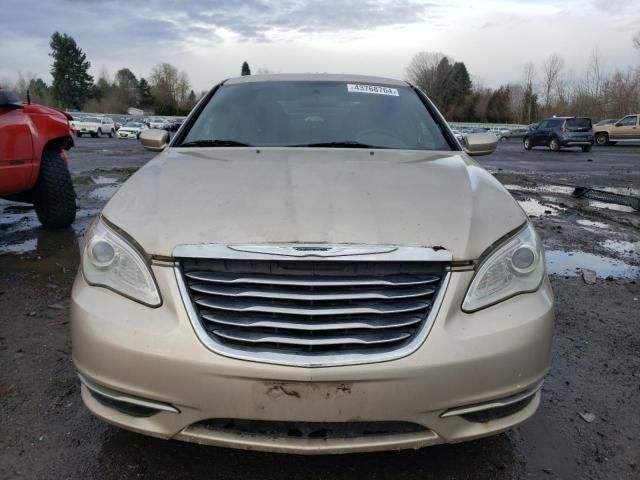 2013 Chrysler 200 Touring