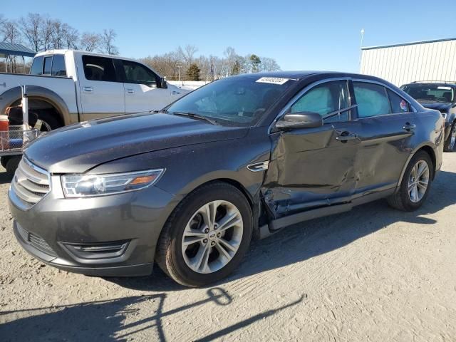 2016 Ford Taurus SEL