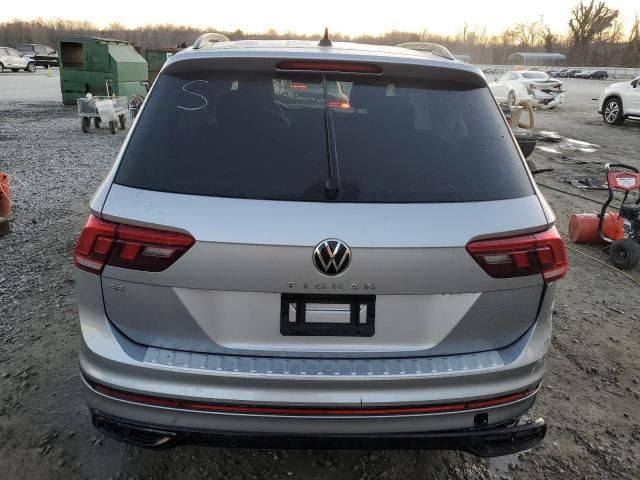 2022 Volkswagen Tiguan SE R-LINE Black