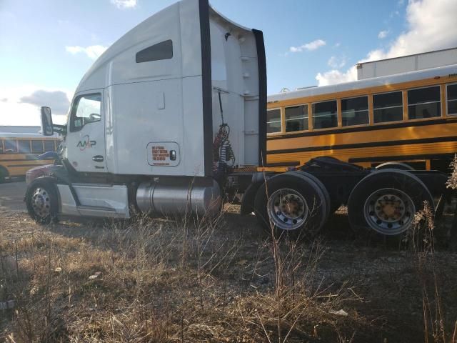 2023 Kenworth Construction T680