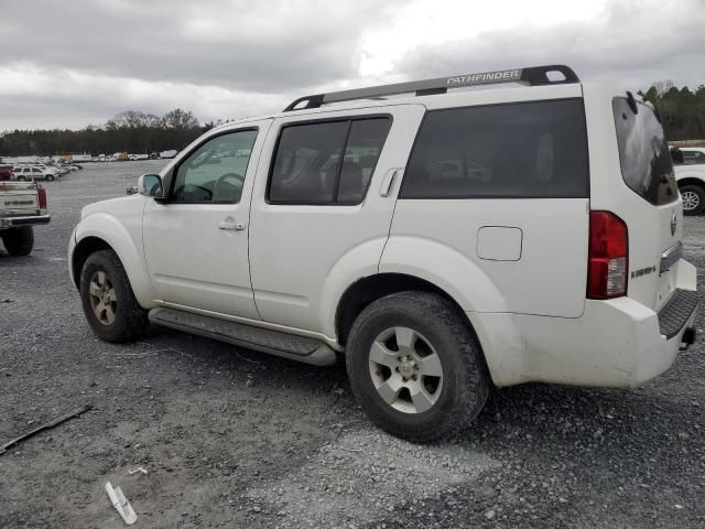 2005 Nissan Pathfinder LE